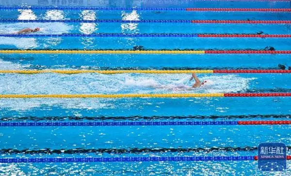 女子4×200米游泳接力决赛_中国女子400x100米游泳接力冠军_游泳4×100米接力赛