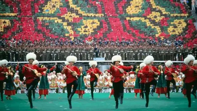 巴赫:给予所有干净运动员参加奥运会机会